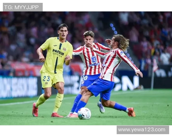 维拉利尔主场迎战巴萨罗那双方争夺西甲积分榜重要位置